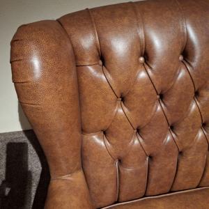 klassieke chesterfield 2 zits bank met oor 5